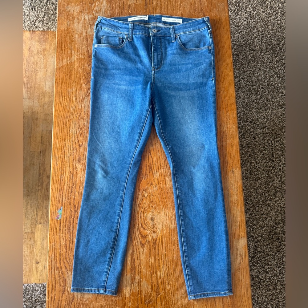 Pilcro High-Rise Denim Leggings in 31 - NWOT